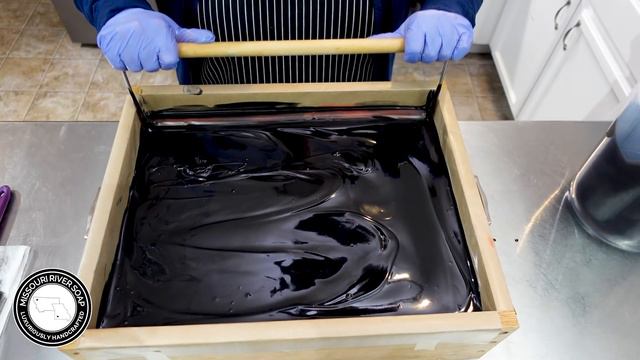 Making Embers Soap with Charcoal | MO River Soap смотреть онлайн