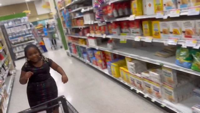 STOCKPILE STOCKUP AT PUBLIX ✅ using food stamps (VLOGMAS) смотреть онлайн