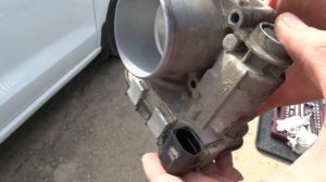 Двигатель троит при прогреве, поможет ли чистка дросселя? / POLO SEDAN 2013