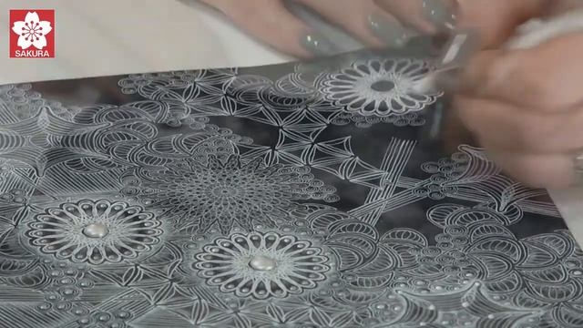 Біла гелева ручка Gelly Roll Sakura смотреть онлайн