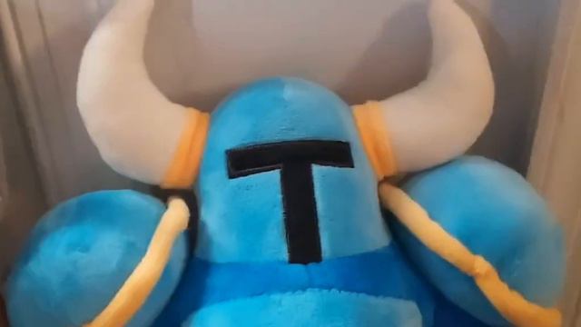 Shovel Knight vs Hollow Knight: A Plush Battle! смотреть онлайн