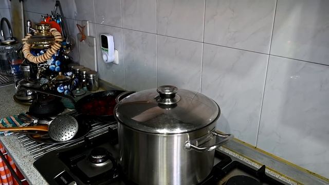 ВКУСНЕЙШИЙ БОРЩ по-Ростовски!)) Выпуск №864 смотреть онлайн