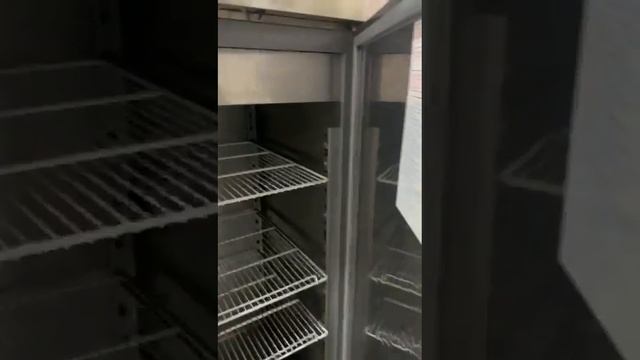 Шкаф холодильный SAGI 65 (Универсальный) смотреть онлайн