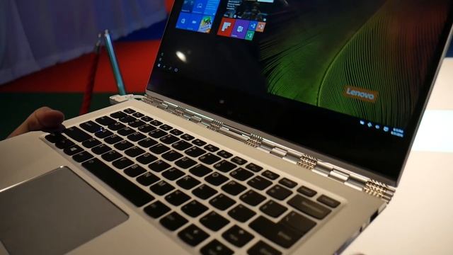 Lenovo Yoga 910 Hands-On смотреть онлайн