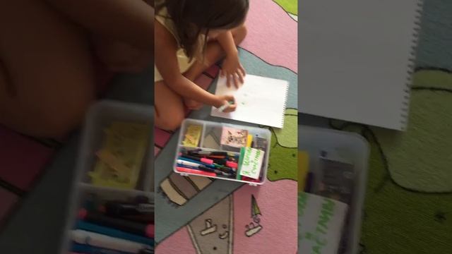 Учимся рисовать принцессу?? смотреть онлайн