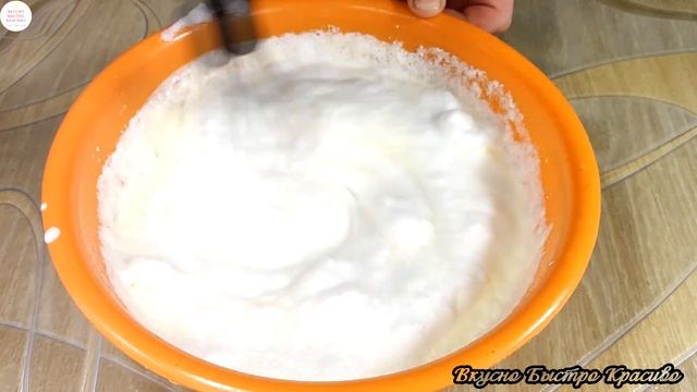 Пироги с брынзой и помидорами