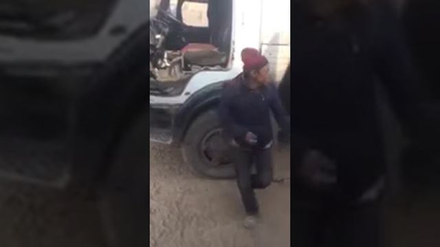 Парень из не откуда тансует афигительно! Смотреть всем. смотреть онлайн