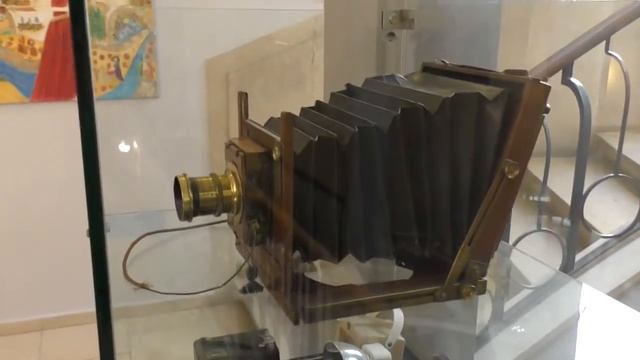 Изрaиль. Выставка живописи в отеле "Синема" Тель Авив. смотреть онлайн