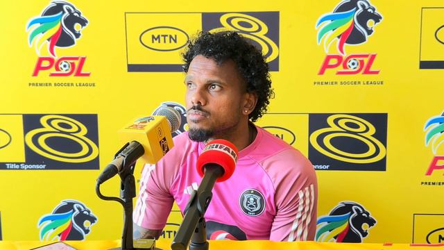 Kermit Romeo Erasmus talks to the media as Orlando Pirates prepare for #MTN8 final against Sundowns смотреть онлайн