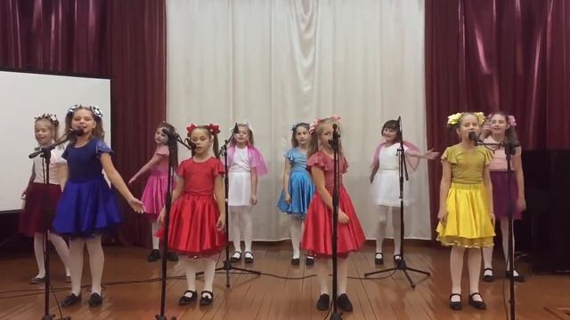 ансамбль вок.студ. "Эстрадный MIX" "Весёлая такса" 1 1 смотреть онлайн