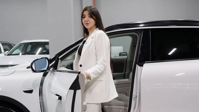 Обзор на Leap Motor С11