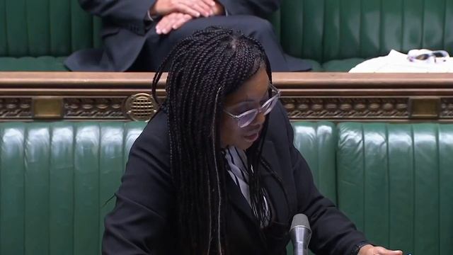 Speaker Lindsay Hoyle Hoyle explodes in rage at Kemi Badenoch in House of Commons смотреть онлайн