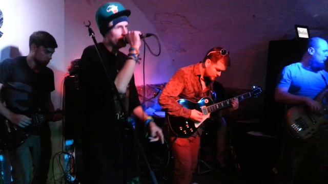 (Russian Reggae) Fli & The Dubsters - Good Night смотреть онлайн