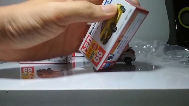 Tomica honda Fit RS toys R us смотреть онлайн