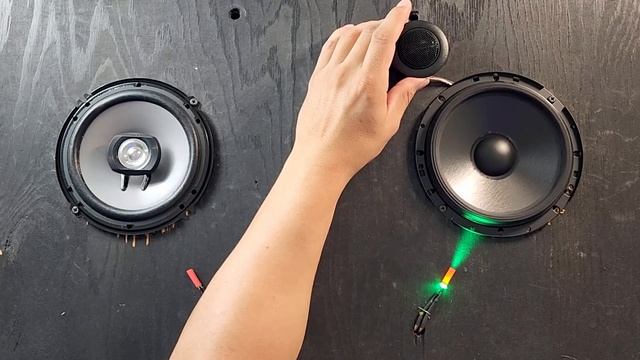 Alpine S S69 S Series vs Pioneer TS F1634R 6 5 Speaker Sound demo смотреть онлайн