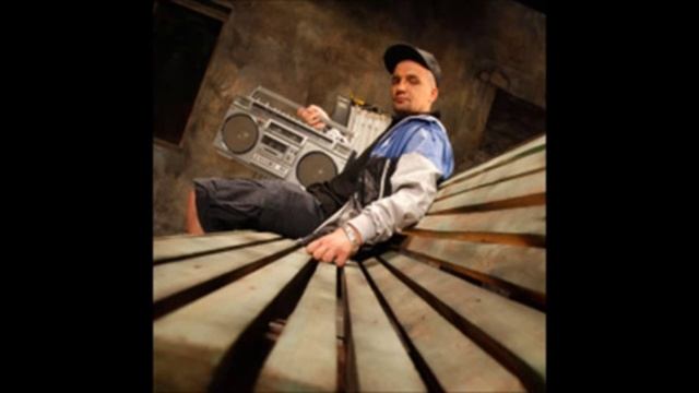 Тут борода, дай телефон там смотреть онлайн