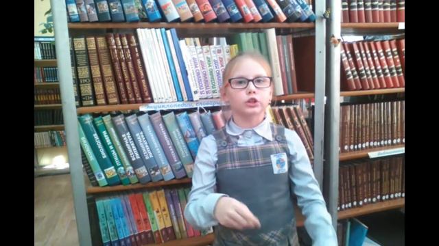 Страна читающая — Камила Рыкова читает произведение «Пробужденье» М. И. Цветаевой смотреть онлайн