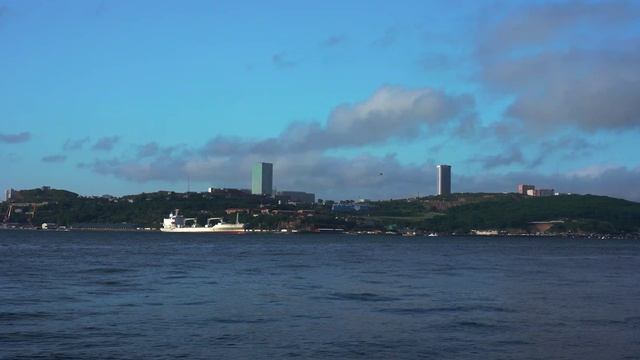 Таймлапс. Владивосток, море, корабли смотреть онлайн