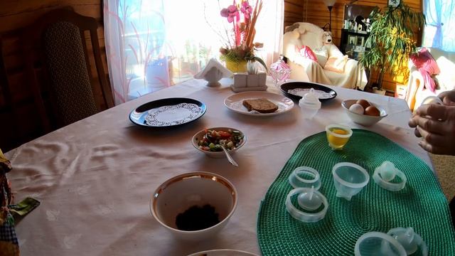 Как сварить яйцо без скорлупы с начинкой смотреть онлайн