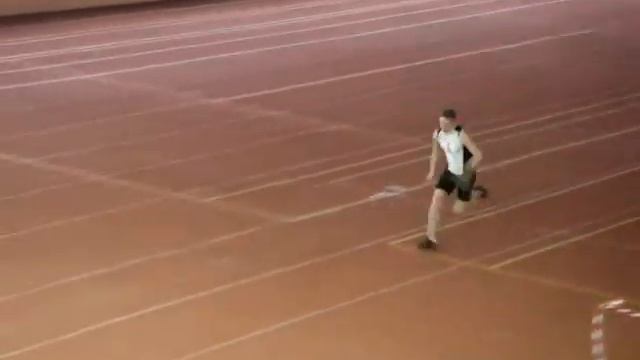 Прыжки в длину Лаврик смотреть онлайн