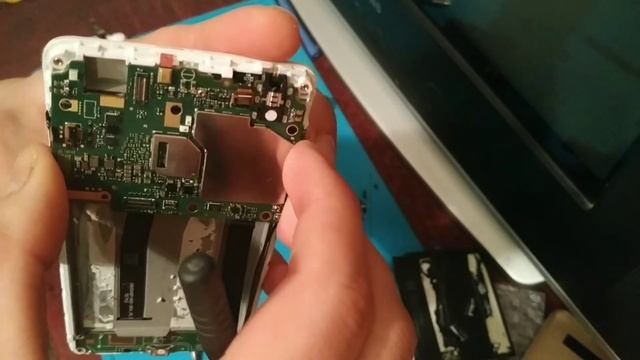 Xiaomi Redmi 4A Замена дисплея смотреть онлайн