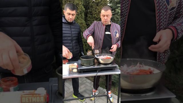 Готовим креветку сицилийскую ROSSO и креветку королевскую в панировке. смотреть онлайн