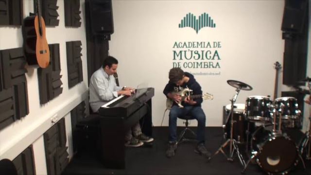 João Fernandes Guitarra Electrica Prof Miguel Duarte Midnight Joe Satriani Acomp Pedro Ferreira De смотреть онлайн