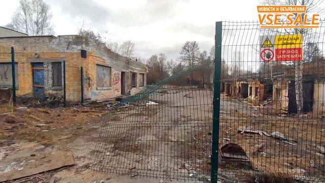 Петрозаводские подростки играют в опасных сооружениях в центре города смотреть онлайн