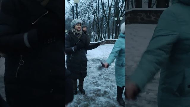 Саночки.......10.12.22 Гомель парк Луначарского ? смотреть онлайн