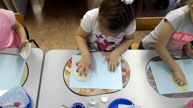 Занятие по рисованию (художественно-эстетическое развитие) в подготовительной группе "Зимний лес" смотреть онлайн