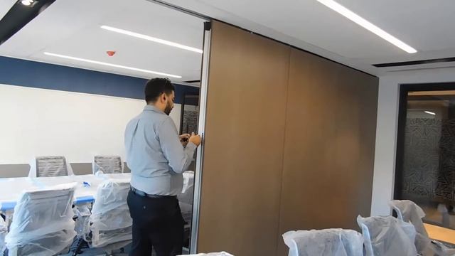 ORACLE BUILDING DORMAKABA MOVEABLE WALL MODEL VARIFLEX смотреть онлайн