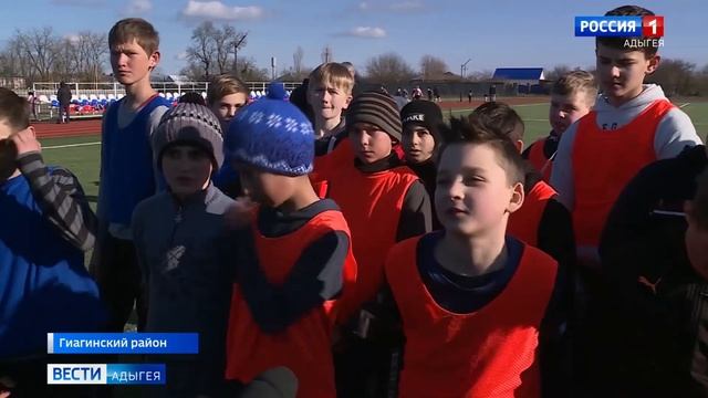 Глава республики Мурат Кумпилов побывал с рабочем визитом в Гиагинском районе смотреть онлайн