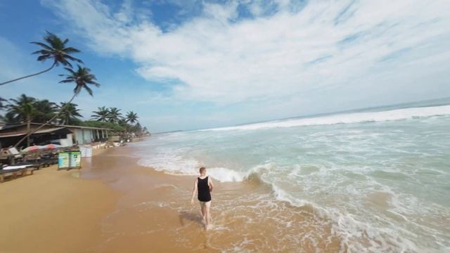 Шри-Ланка, пляж Хиккадува / Sri-Lanka, Hikkaduwa Beach