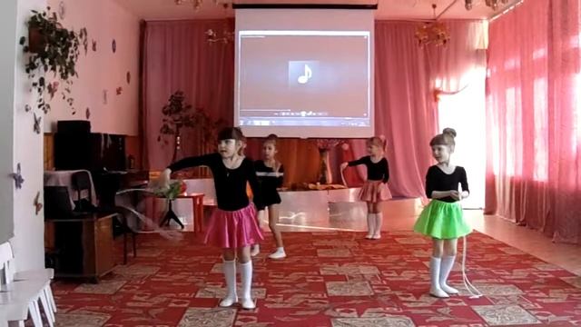 Выступление кружка "Ласточки" смотреть онлайн