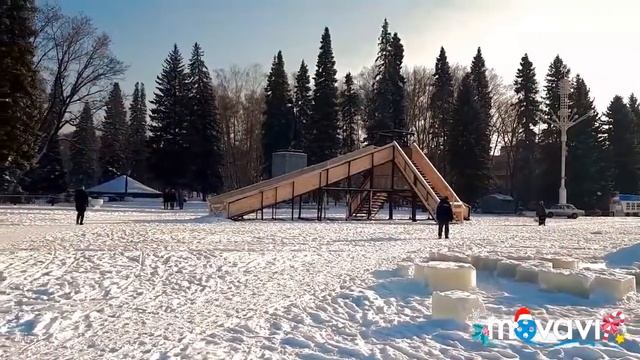 Горно Алтайск готовится к Новому Году. Праздник к нам приходит смотреть онлайн