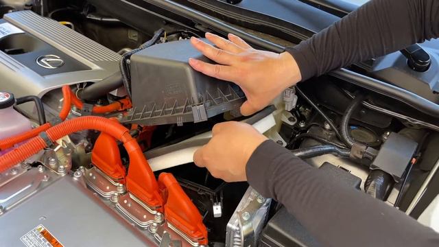 2015-2021 LEXUS NX300h : HOW TO CHANGE ENGINE AIR FILTER