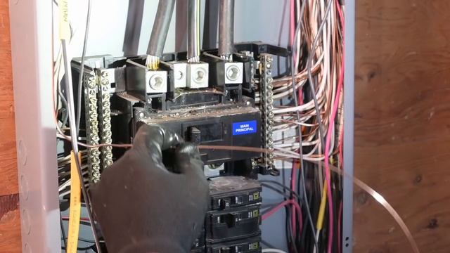 How To Add a New Circuit Breaker to a Main or Sub Panel смотреть онлайн