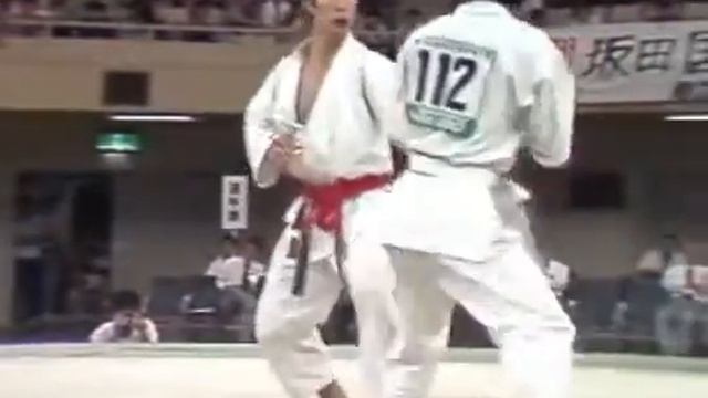 Kumite Masao Kagawa vs Mikio Yahara 1984 伝説の闘い 香川政夫 vs 矢原美紀夫 ! смотреть онлайн