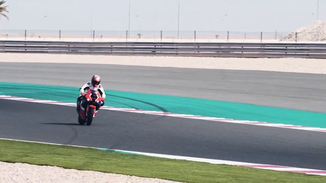2020 Honda CBR1000RR-R Fireblade SP - Leon HaslamTalks | NewsAuto смотреть онлайн