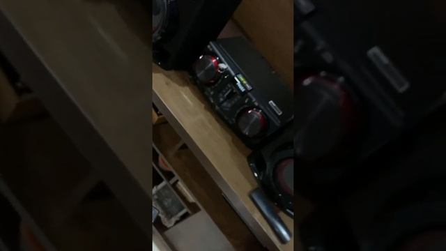 Mini System LG CJ44 Xboom 440W смотреть онлайн