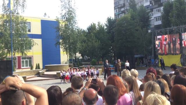 "Фантастическое исполнение": дети из Покровска растрогали Порошенко гимном Украины смотреть онлайн