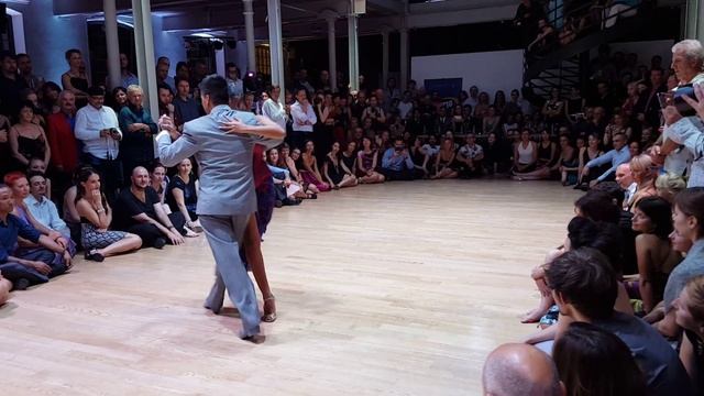 Sebastian Achaval and Roxana Suarez — "Mentías" — 2/4 at Łódź 2015 смотреть онлайн