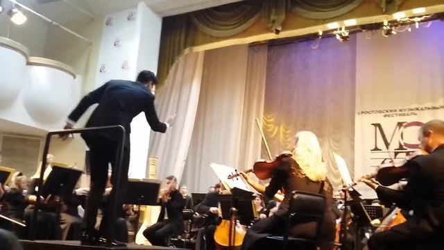 Вальс М. Ровеля. Ростовский симфонический оркестр смотреть онлайн