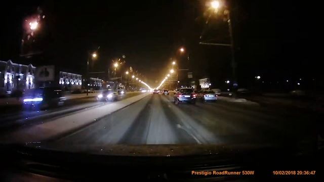 Видеорегистратор Prestigio RoadRunner CUBE (530W), ночь