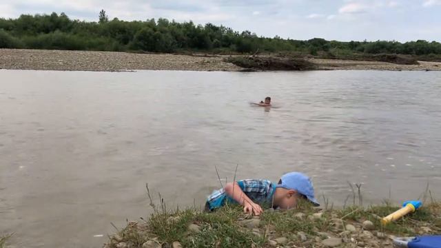 Учится плавать Алекс вБыстрица-Надворнянская Ивано Франковской области #familyBarbershopAlterego