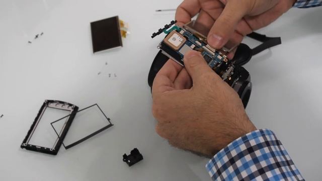 So reparieren Sie einen rissigen oder beschädigten Camcorder Bildschirm смотреть онлайн