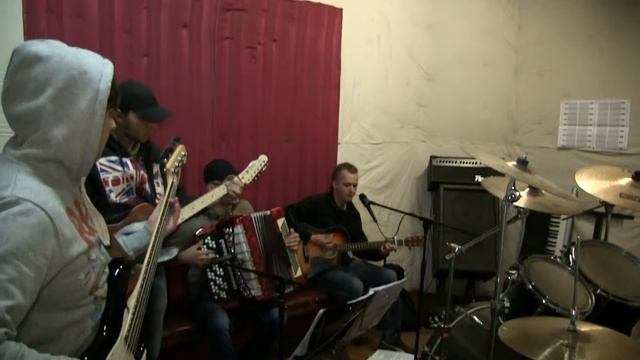 Boogie Parovozz - Есть (кавер Чиж и Ко) репетиция смотреть онлайн