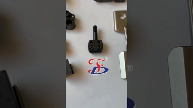 Brother DT6-B927 gauge set.good quality for sewing machine spare parts.whatsapp/wechat/861310335722 смотреть онлайн