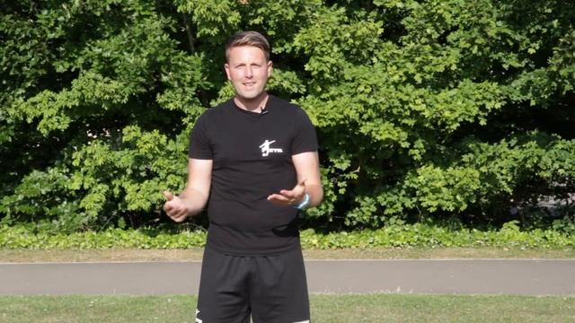 How to Improve your control/1st touch in football - Learn to play Soccer - STRskillSchool смотреть онлайн