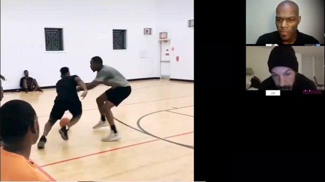 We rate and react to Ashton Cook's Awesome spin move! смотреть онлайн